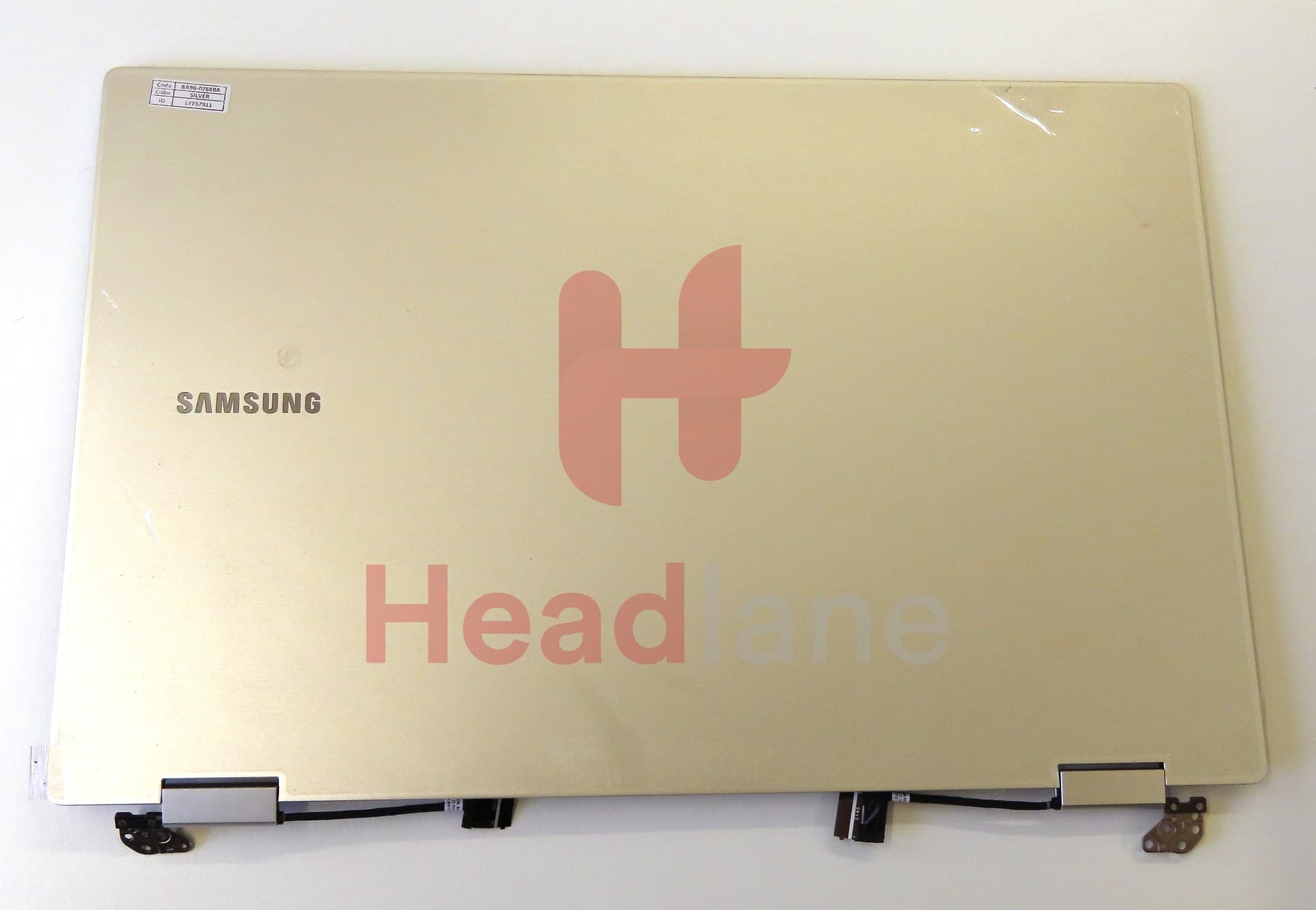 Samsung NP950QDB Galaxy Book Pro 360 LCD Display / Screen - Silver - view 2