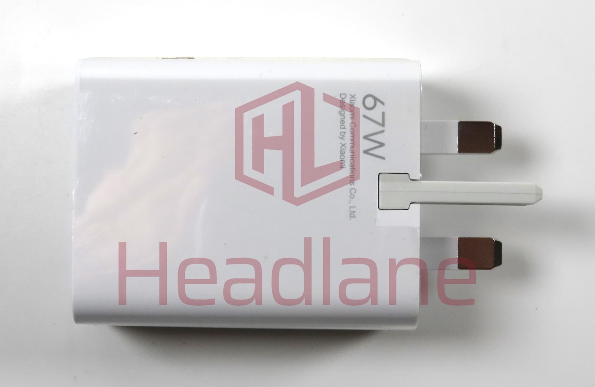 Xiaomi MDY-12-EG-67W 67W Ultra Fast Charger - White (Head Only) - UK 3 Pin - view 2