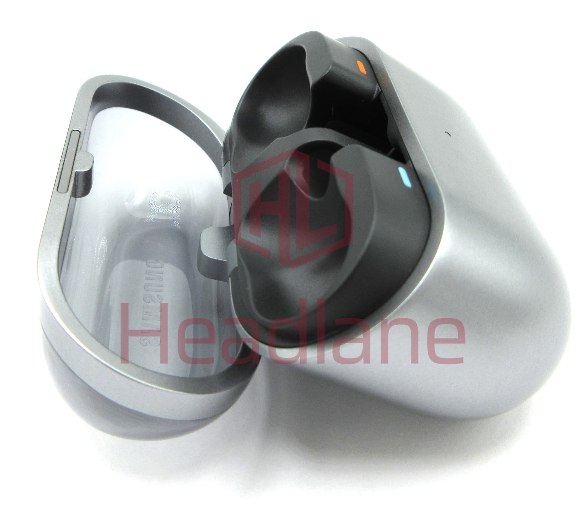 Samsung SM-R630 Galaxy Buds3 Pro Charging Case / Cradle - Silver - view 3