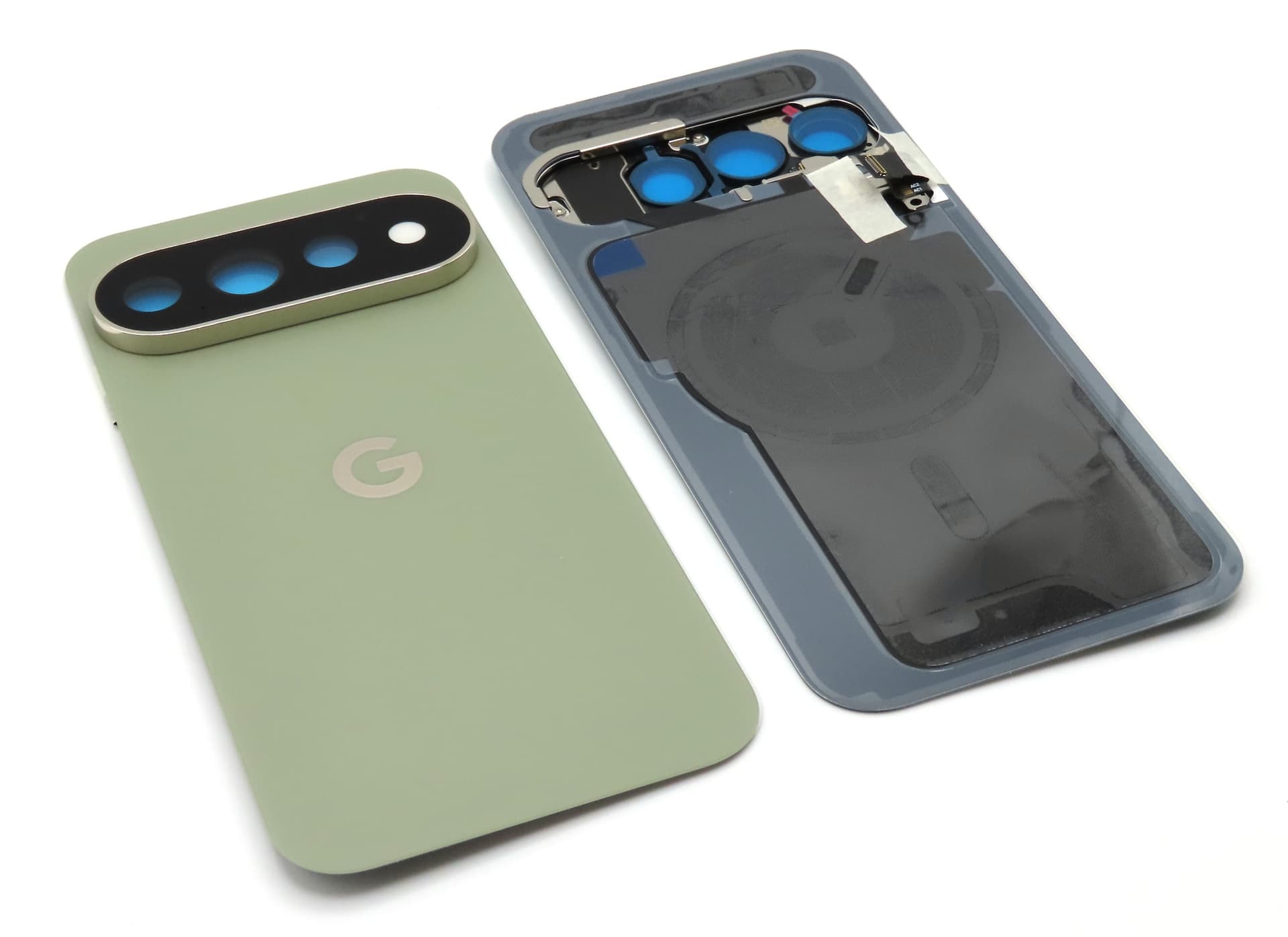 Google Pixel 11 Pro Back / Battery Cover - Olive - view 2